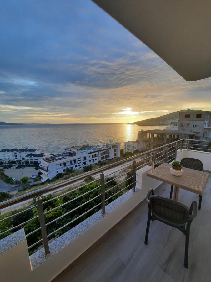 Nora'S Guesthouse Sarandë エクステリア 写真
