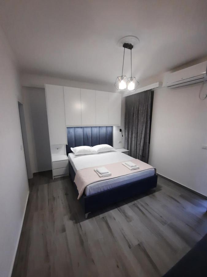 Nora'S Guesthouse Sarandë エクステリア 写真