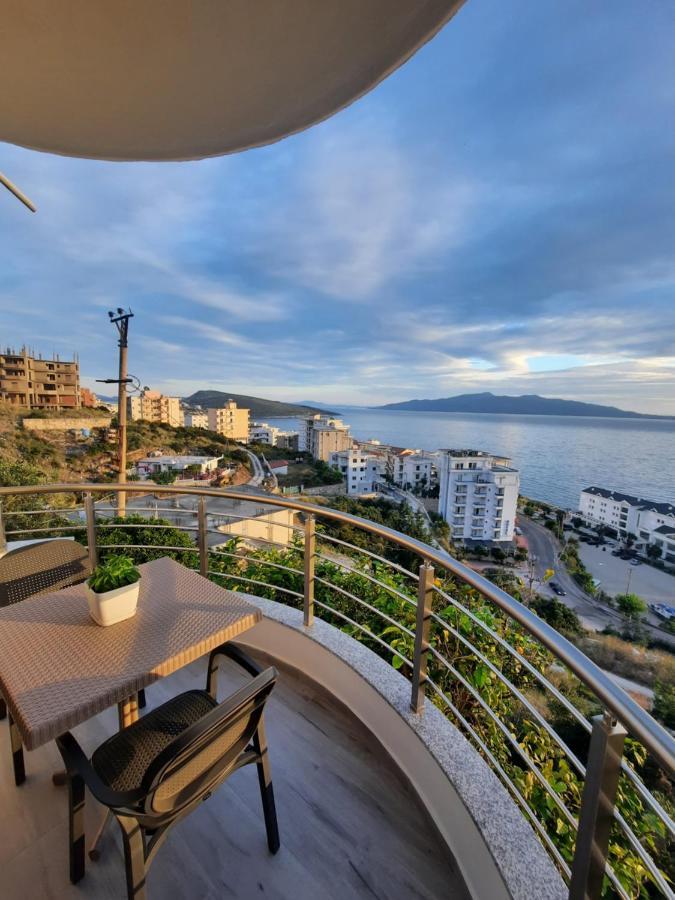 Nora'S Guesthouse Sarandë エクステリア 写真