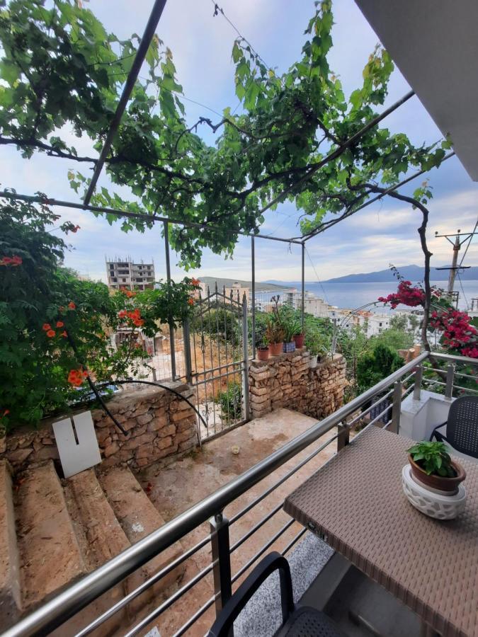 Nora'S Guesthouse Sarandë エクステリア 写真
