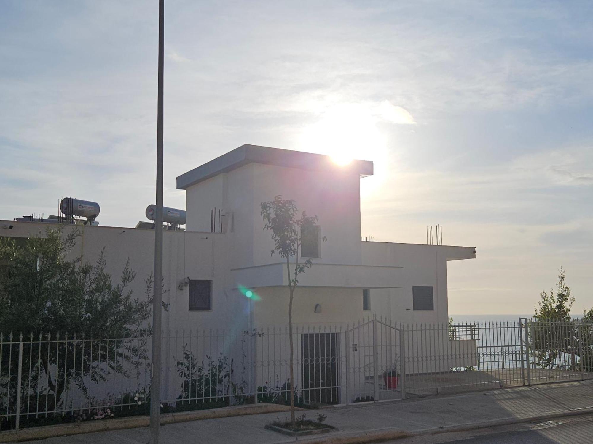 Nora'S Guesthouse Sarandë エクステリア 写真
